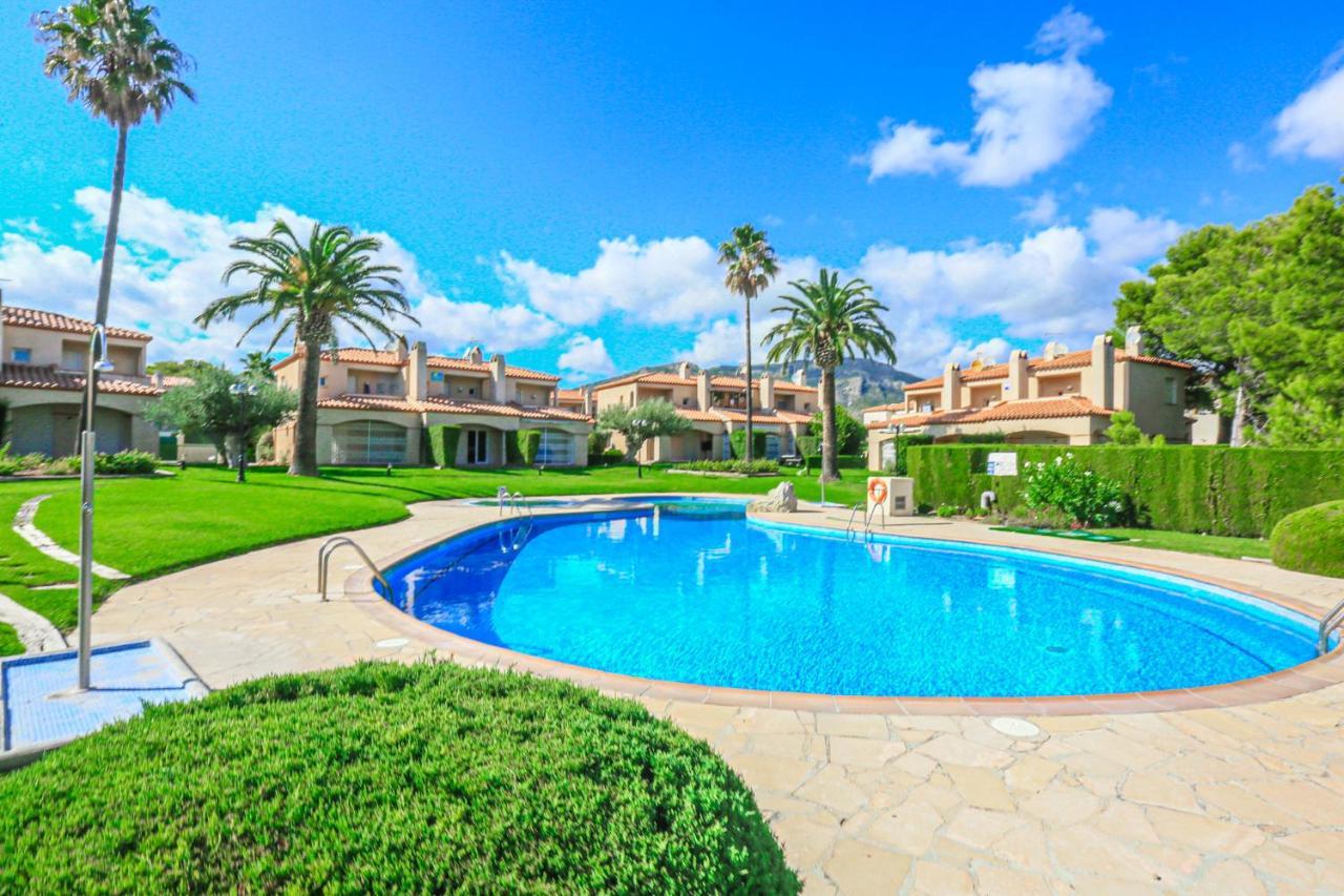 Las Brisas I - Only Families Miami Playa Екстериор снимка