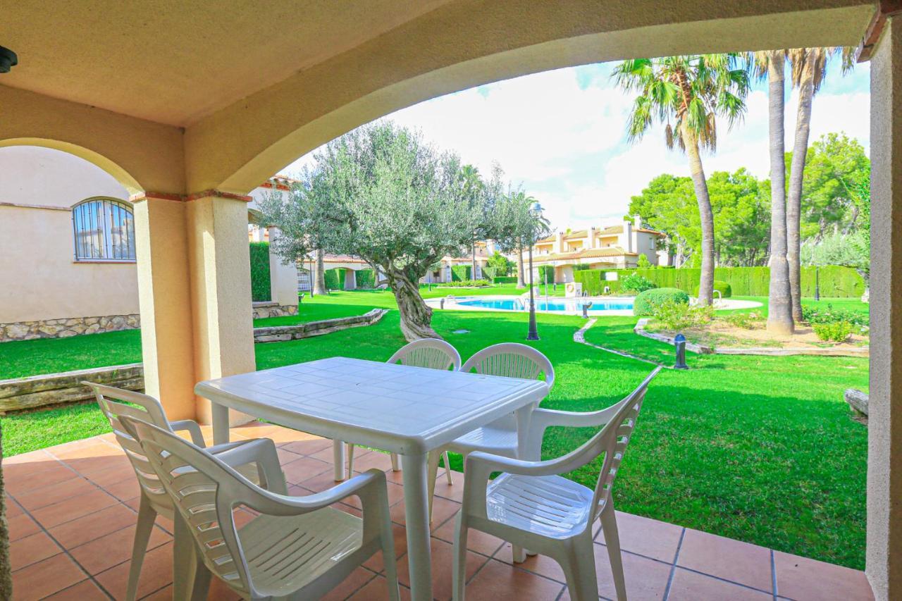 Las Brisas I - Only Families Miami Playa Екстериор снимка