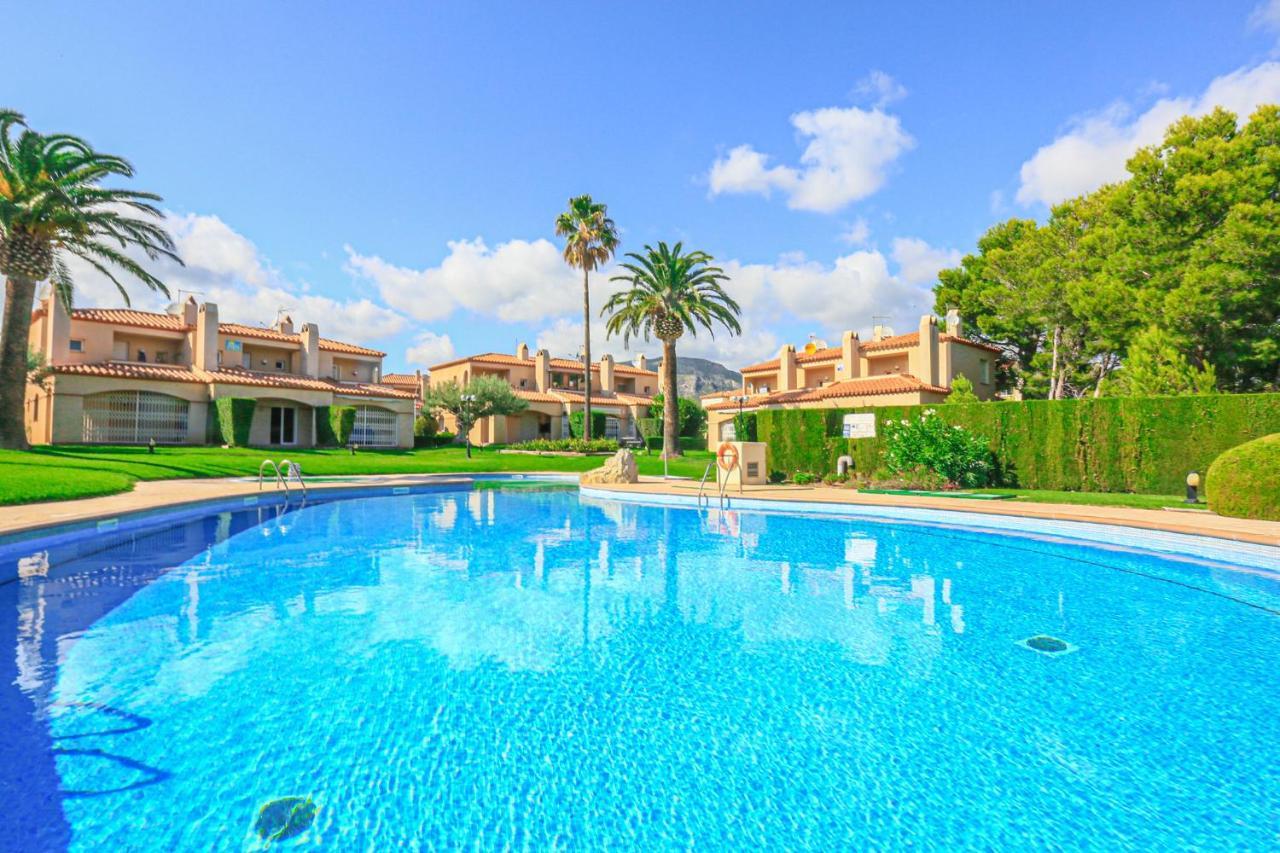 Las Brisas I - Only Families Miami Playa Екстериор снимка