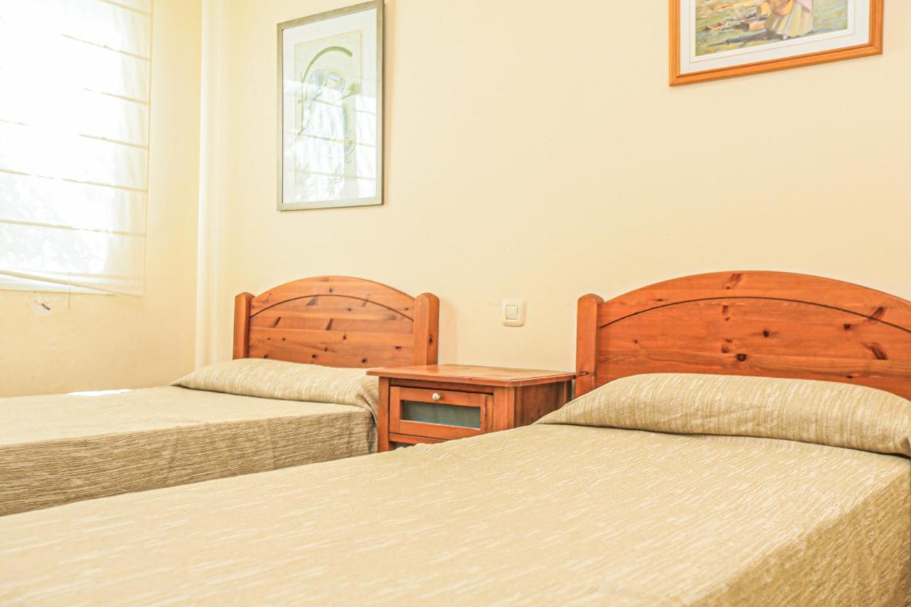 Las Brisas I - Only Families Miami Playa Екстериор снимка