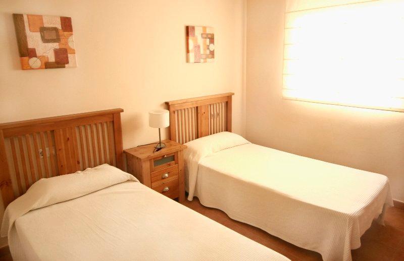 Las Brisas I - Only Families Miami Playa Екстериор снимка
